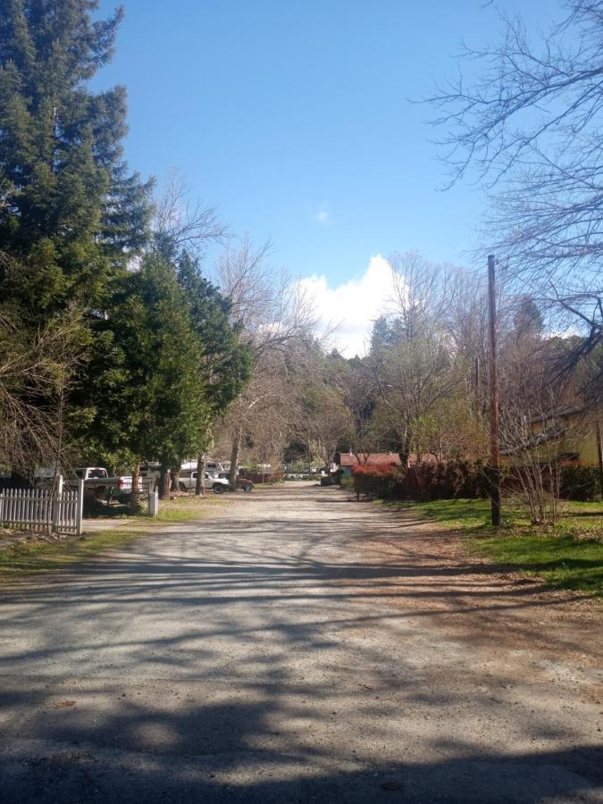 Bigfoot Rv & Cabins Park Happy Camp 外观 照片